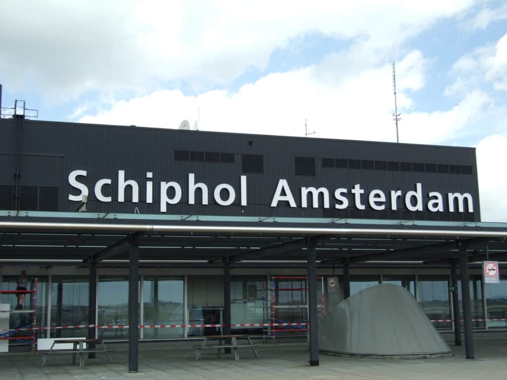train de Schiphol à Amsterdam