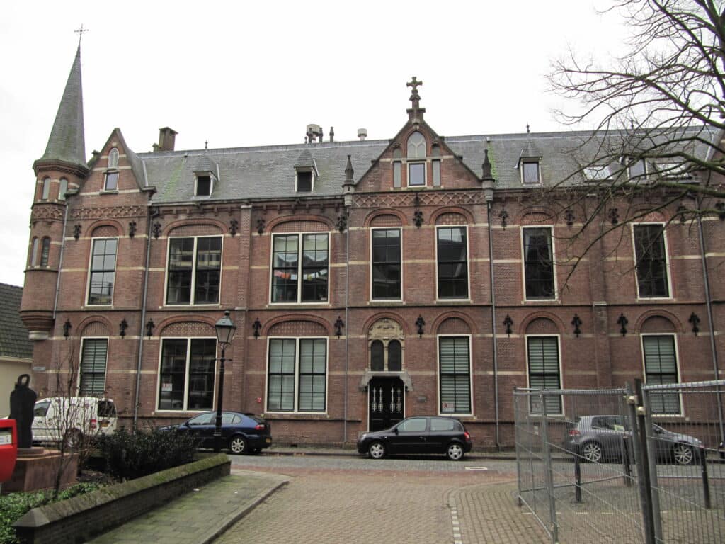 the college hotel amsterdam