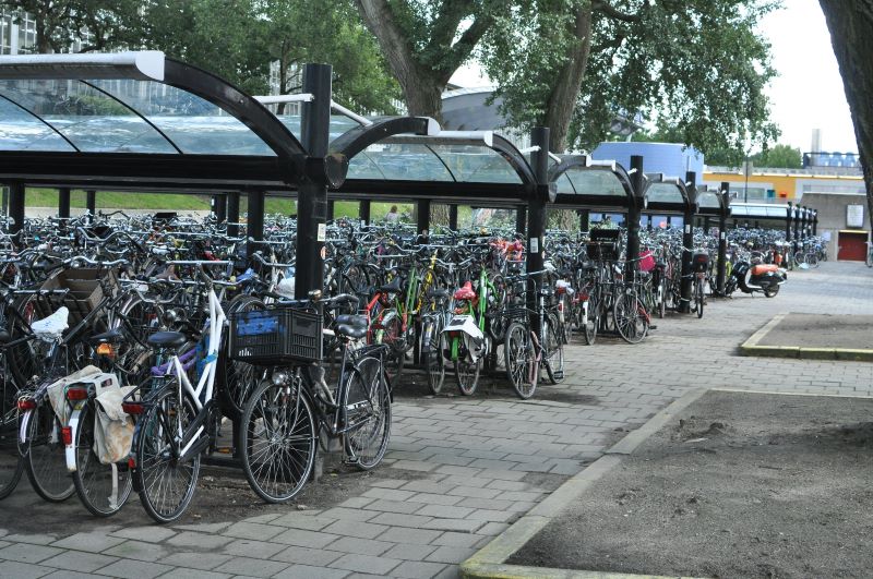 parking velo amsterdam