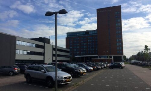 amsterdam flughafen autovermietung